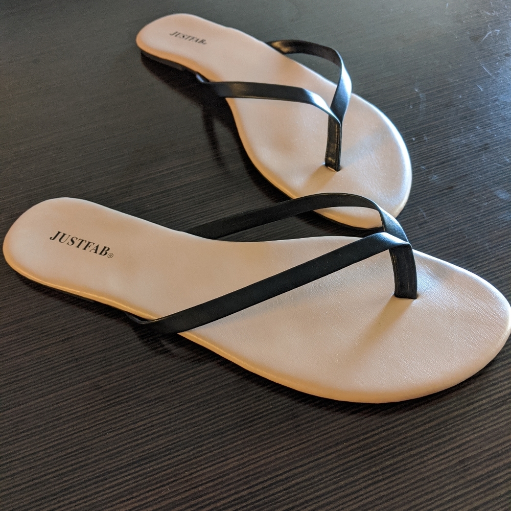 Flip Flops - Picture 2 of 10